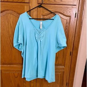 LA Blues Short sleeve top Size 30/32 GUC